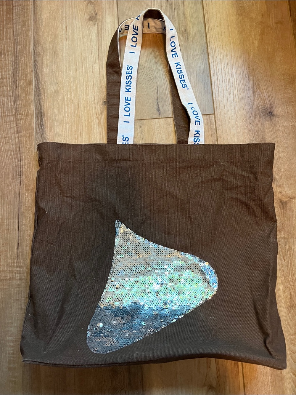 Sequin Hershey Kiss Graphic Tote Bag - Brown